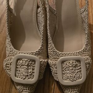 Nicole Miller Cream Textured Heels